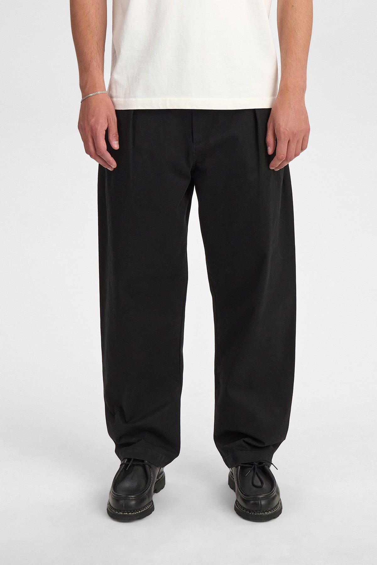 AKJAKOB COTTON PLEAT PANTS - Caviar