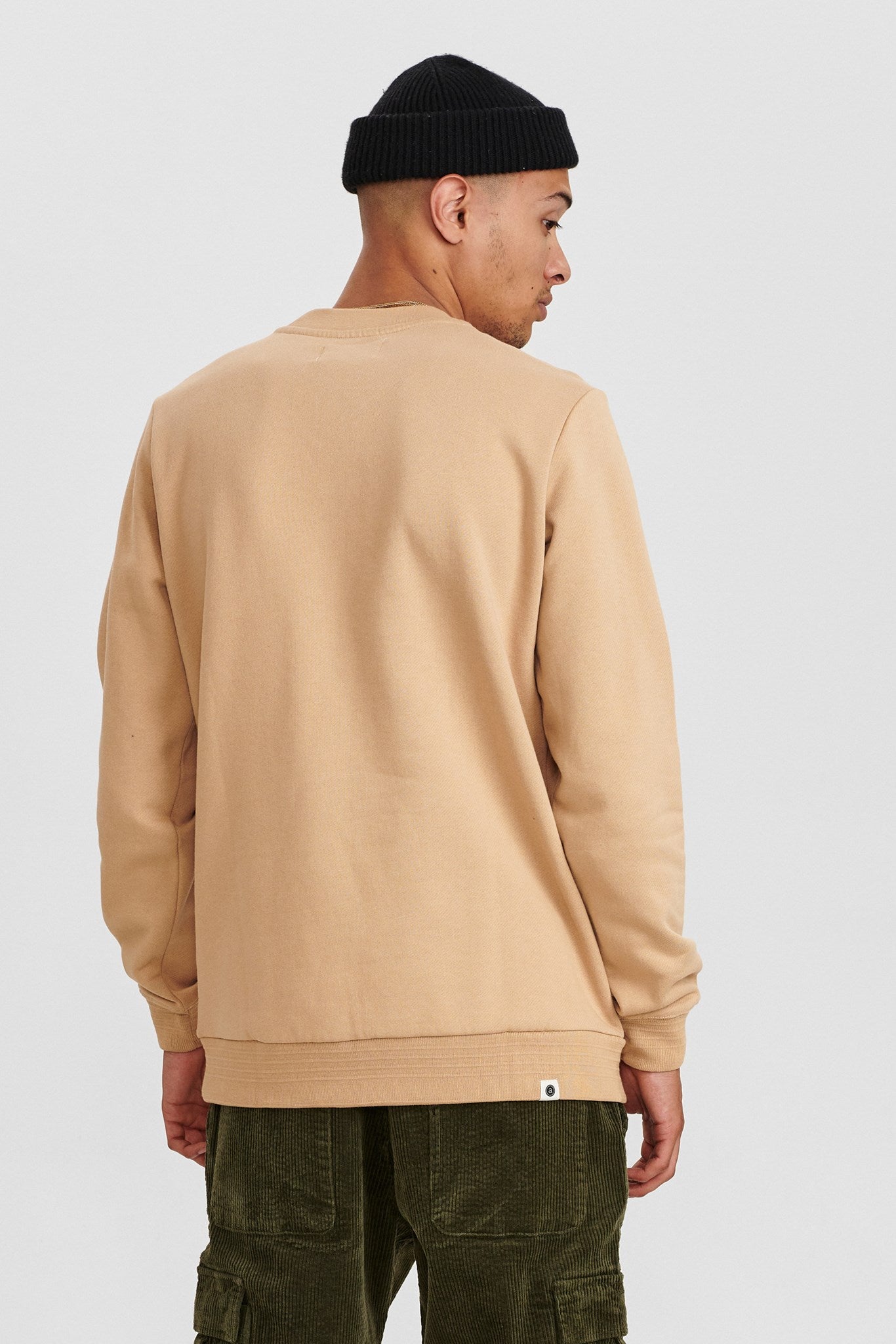 900181-5523_2 (1).jpg