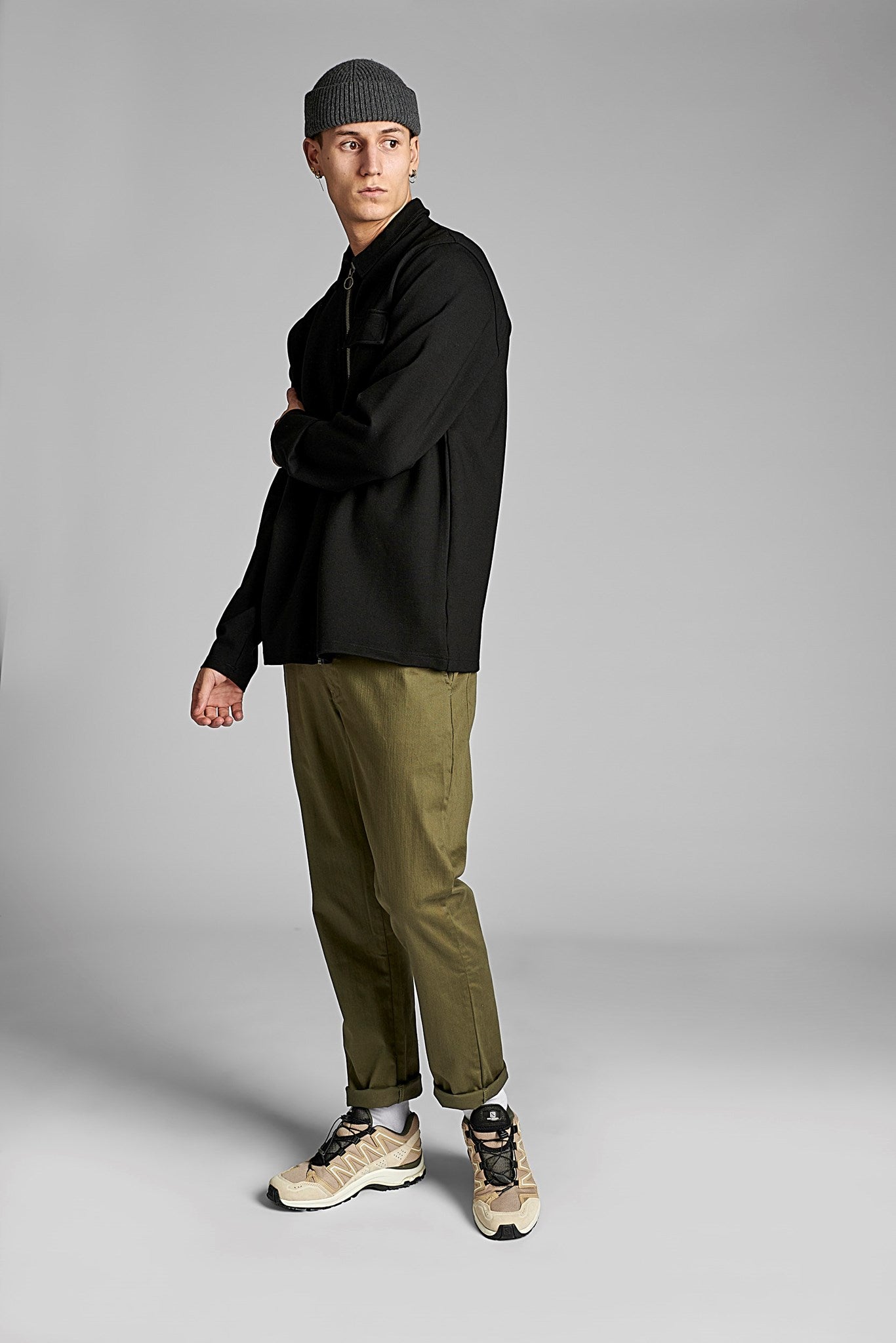 900215-0000_3.jpg